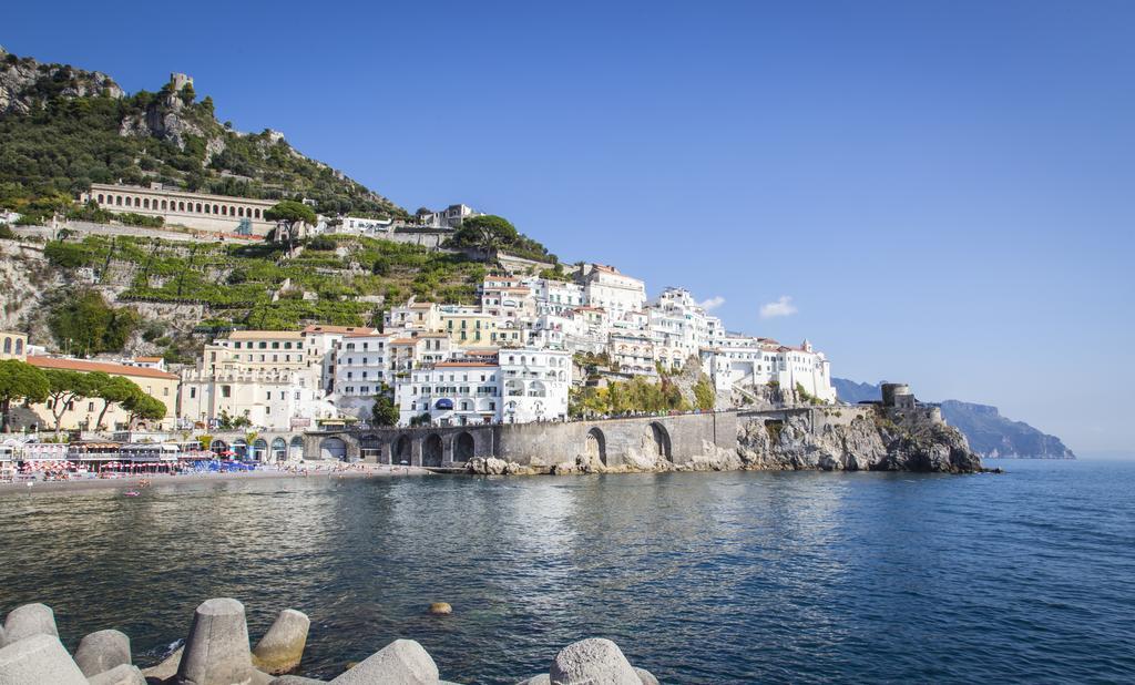 Hotel Marina Riviera Amalfi Exterior photo